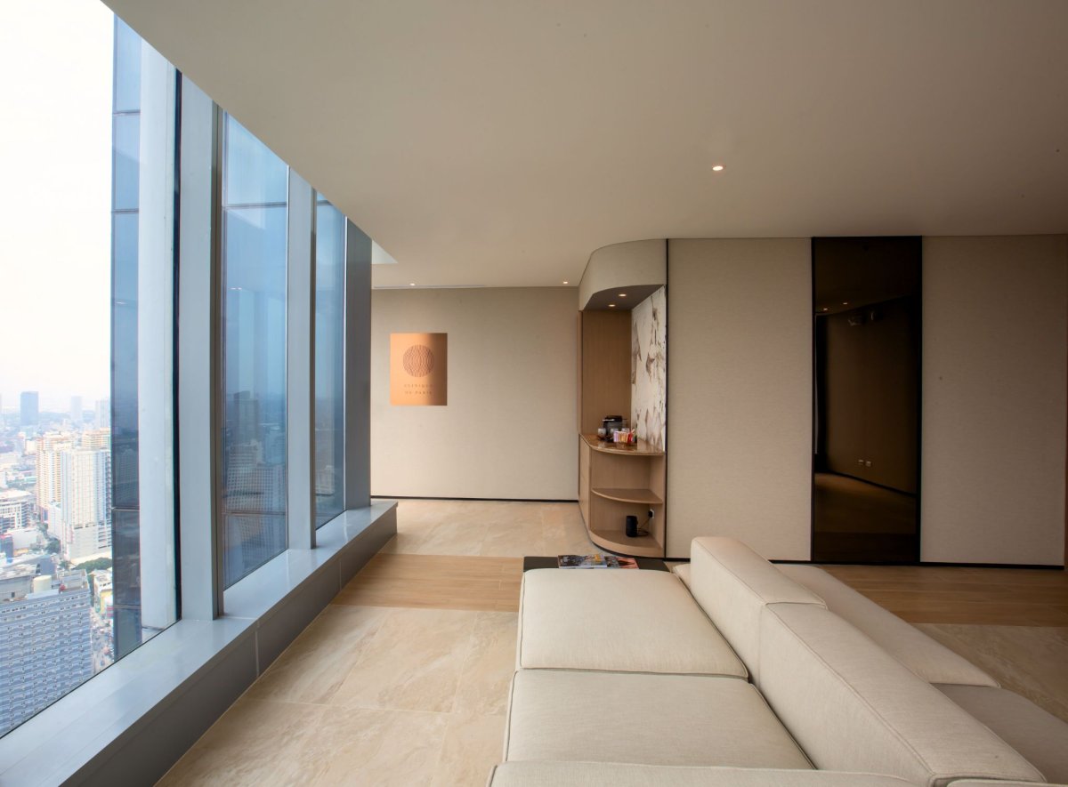 Clinique de Paris Hair Transplant Clinic in Makati