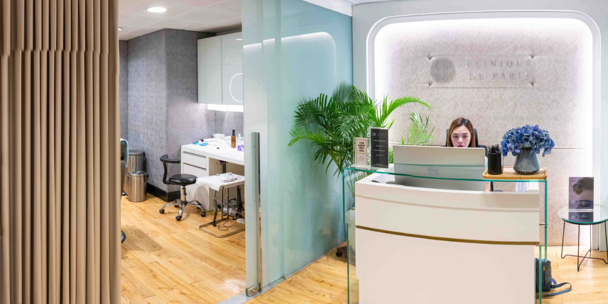 Clinique De Paris - I Tried This Lunch Break Treatment To Stop Hair Loss